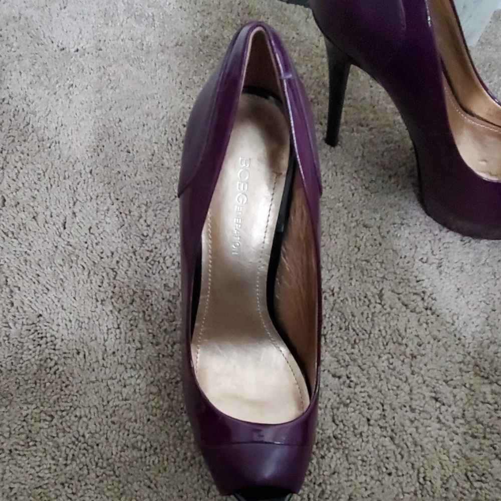 Shoes - Picture 4 of 4